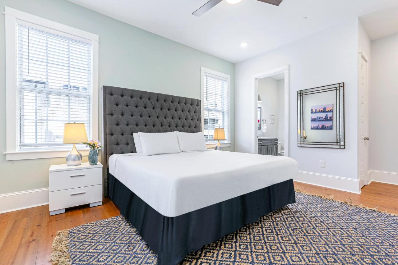 Hosteeva Chic Urban Retreat W Pool Steps To St Charles Ave And Near Bourbon St Apartman New Orleans  Kültér fotó
