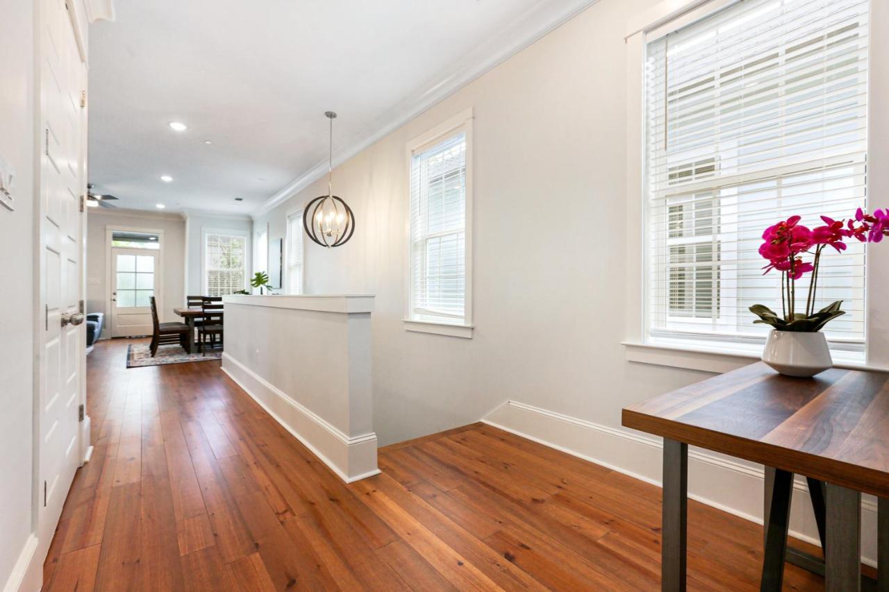 Hosteeva Chic Urban Retreat W Pool Steps To St Charles Ave And Near Bourbon St Apartman New Orleans  Kültér fotó